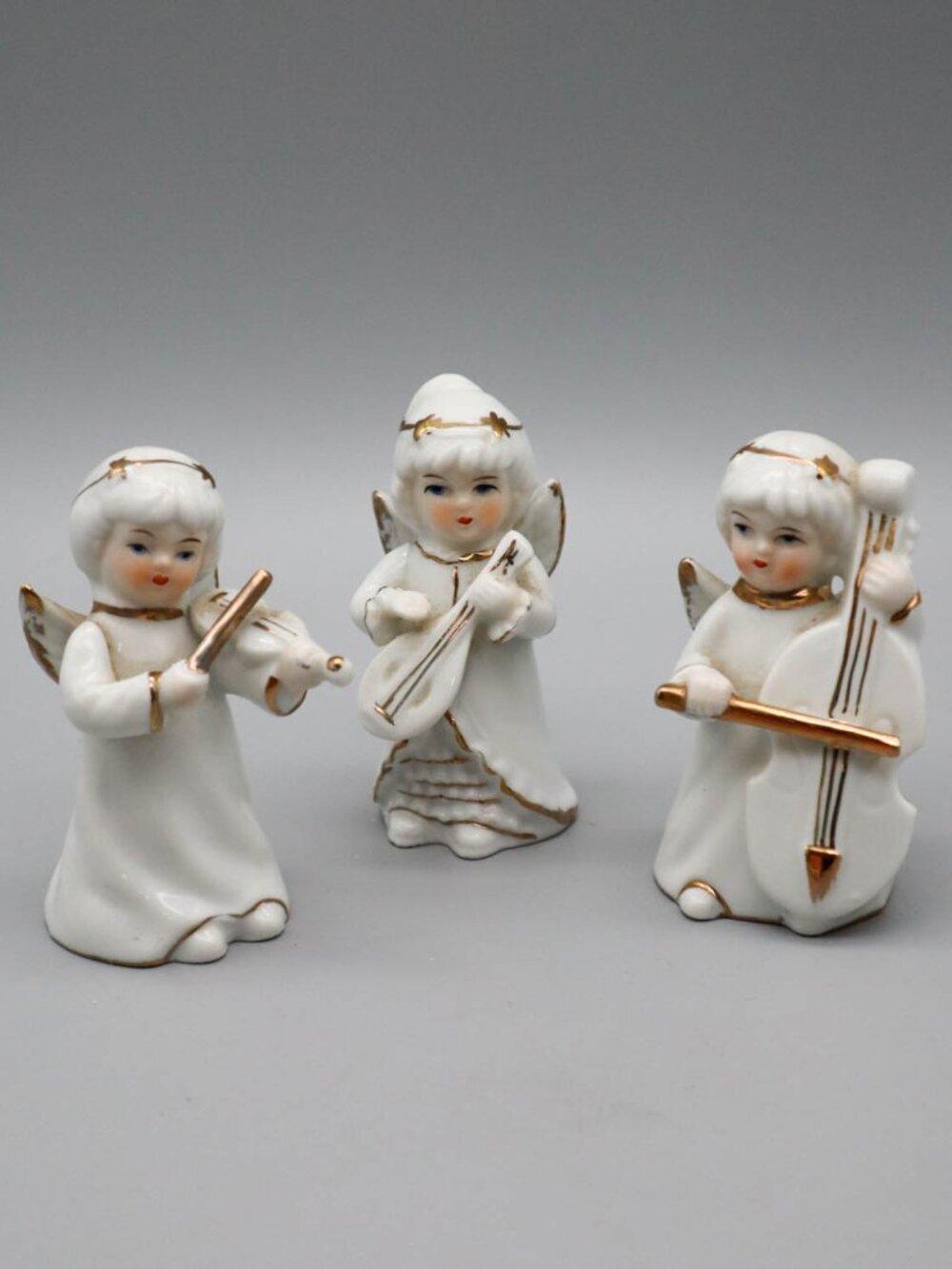 Vtg Mid-Century Porcelain Christmas Angels Set of 3 Musicians Gold Accents Korea
